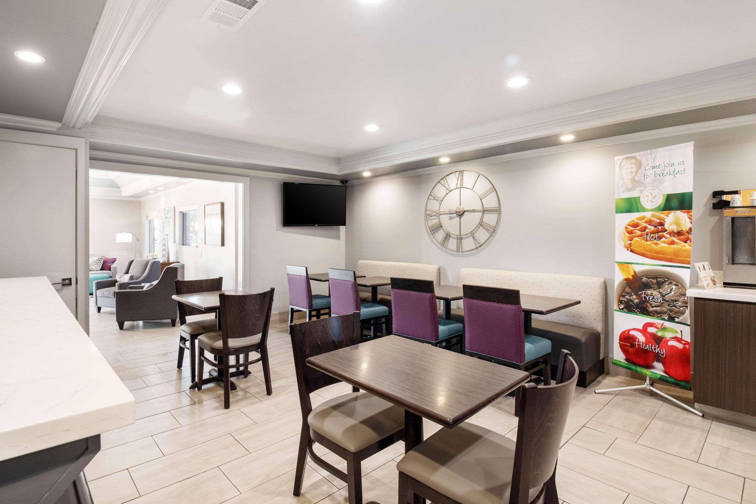 Quality Inn Near Lake Marble Falls Exterior photo