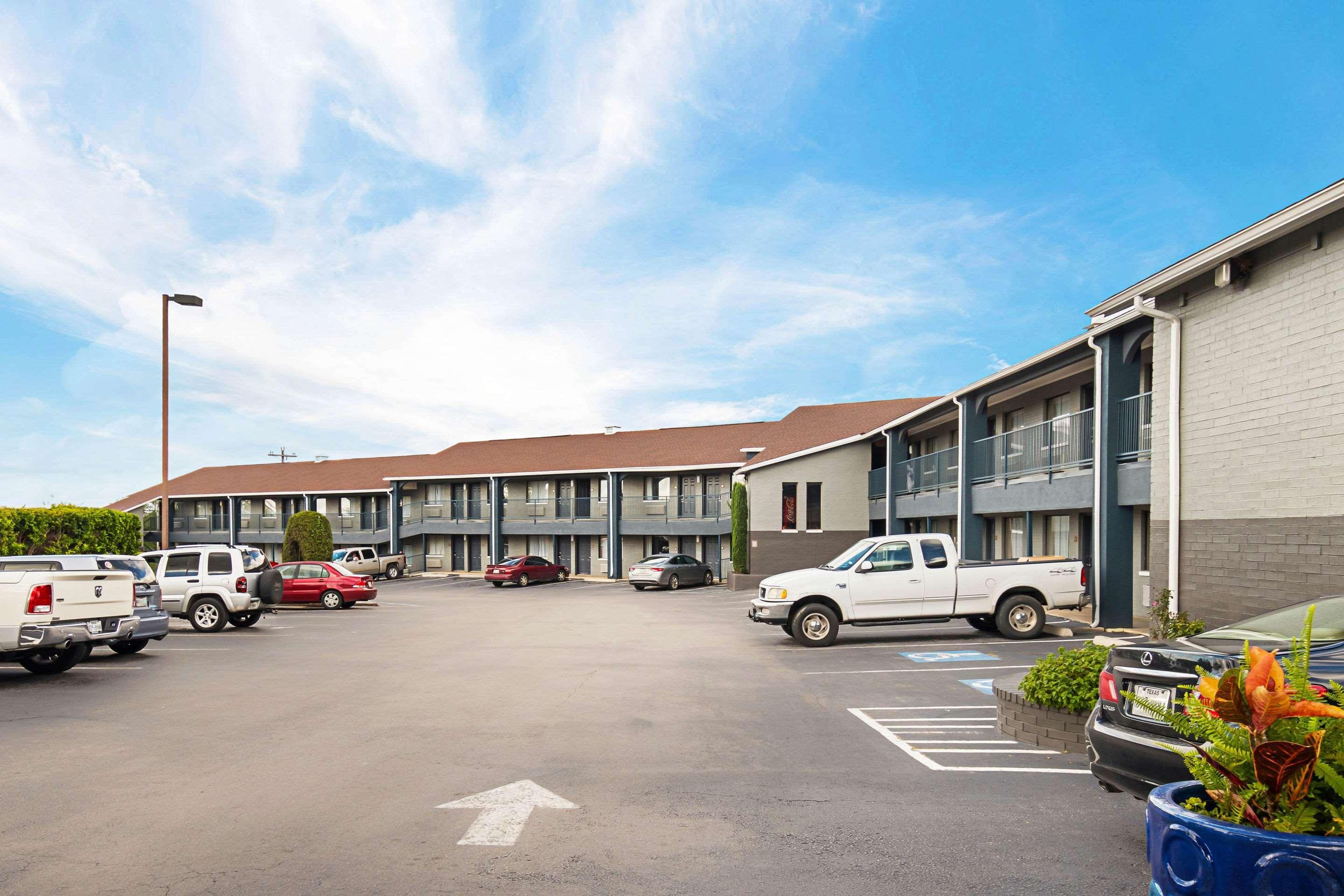 Quality Inn Near Lake Marble Falls Exterior photo