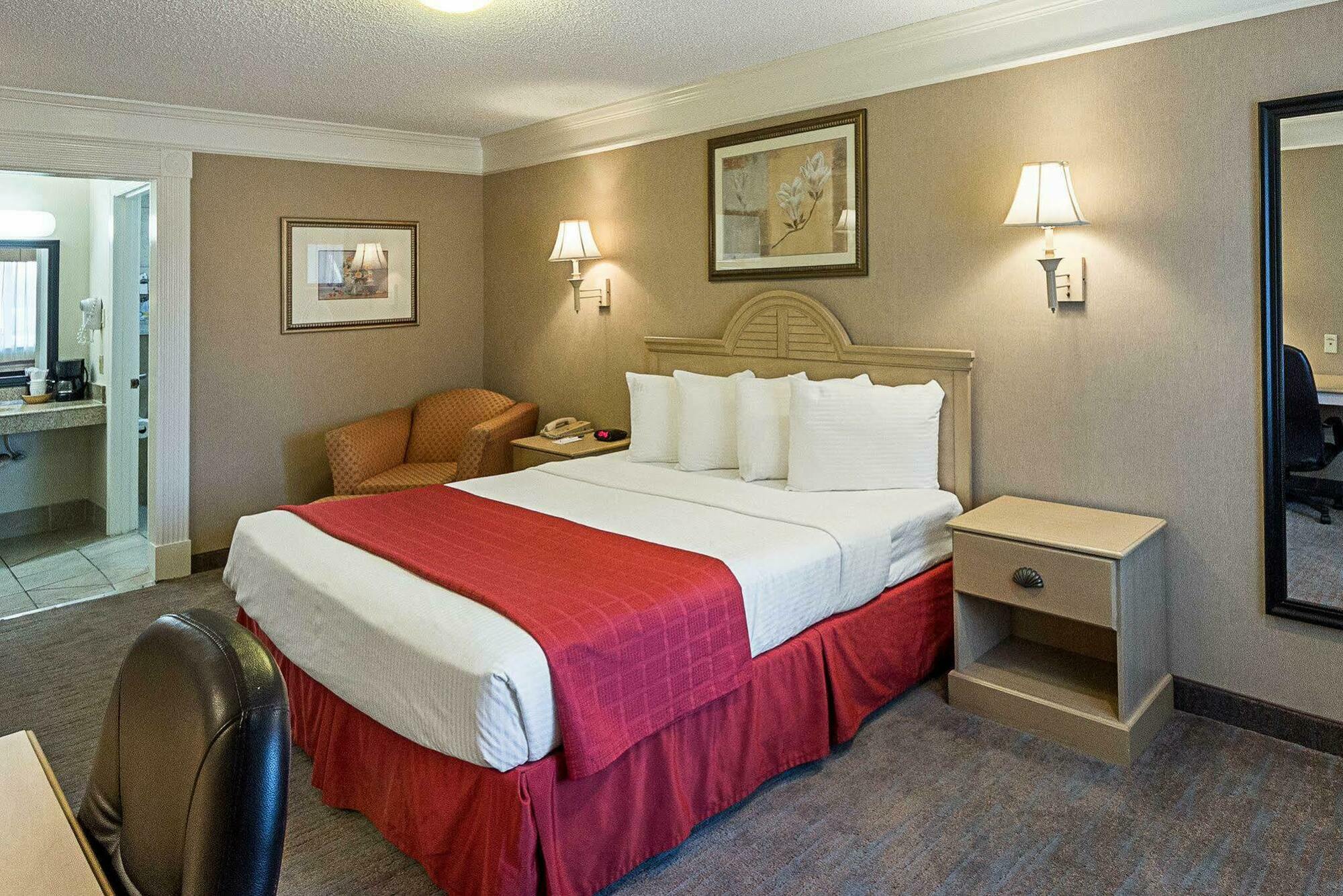 Quality Inn Near Lake Marble Falls Exterior photo